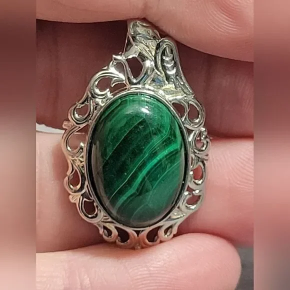 African Malachite Solitare Pendant